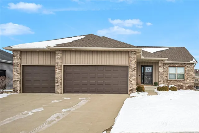 $449,900 | 5802 Sugarberry Avenue, Bloomington, IL 61705