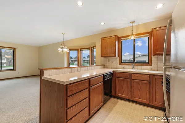 $289,000 | 6793 Waterview Drive, Grandville, MI 49418