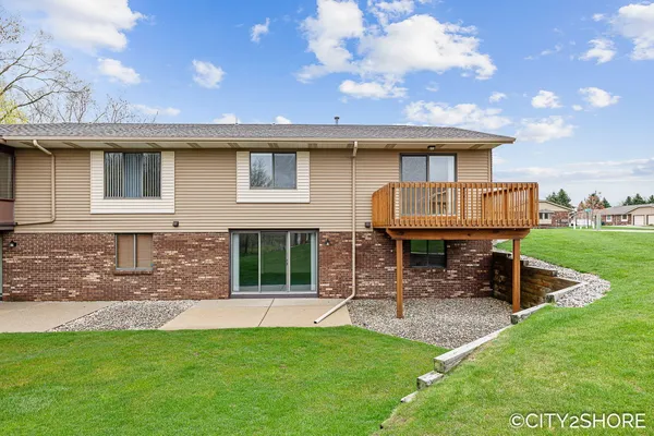 $289,000 | 6793 Waterview Drive, Grandville, MI 49418