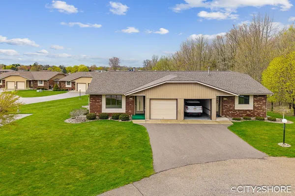 $289,000 | 6793 Waterview Drive, Grandville, MI 49418