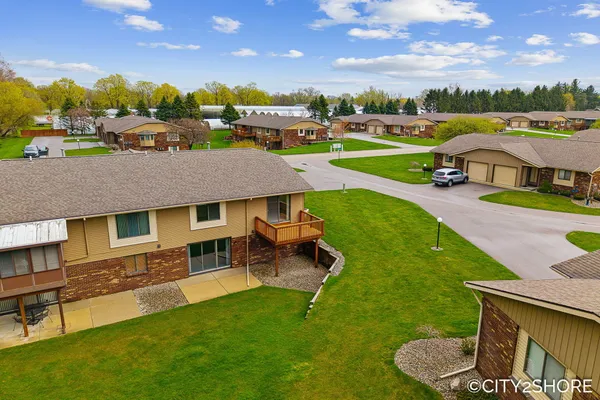 $289,000 | 6793 Waterview Drive, Grandville, MI 49418