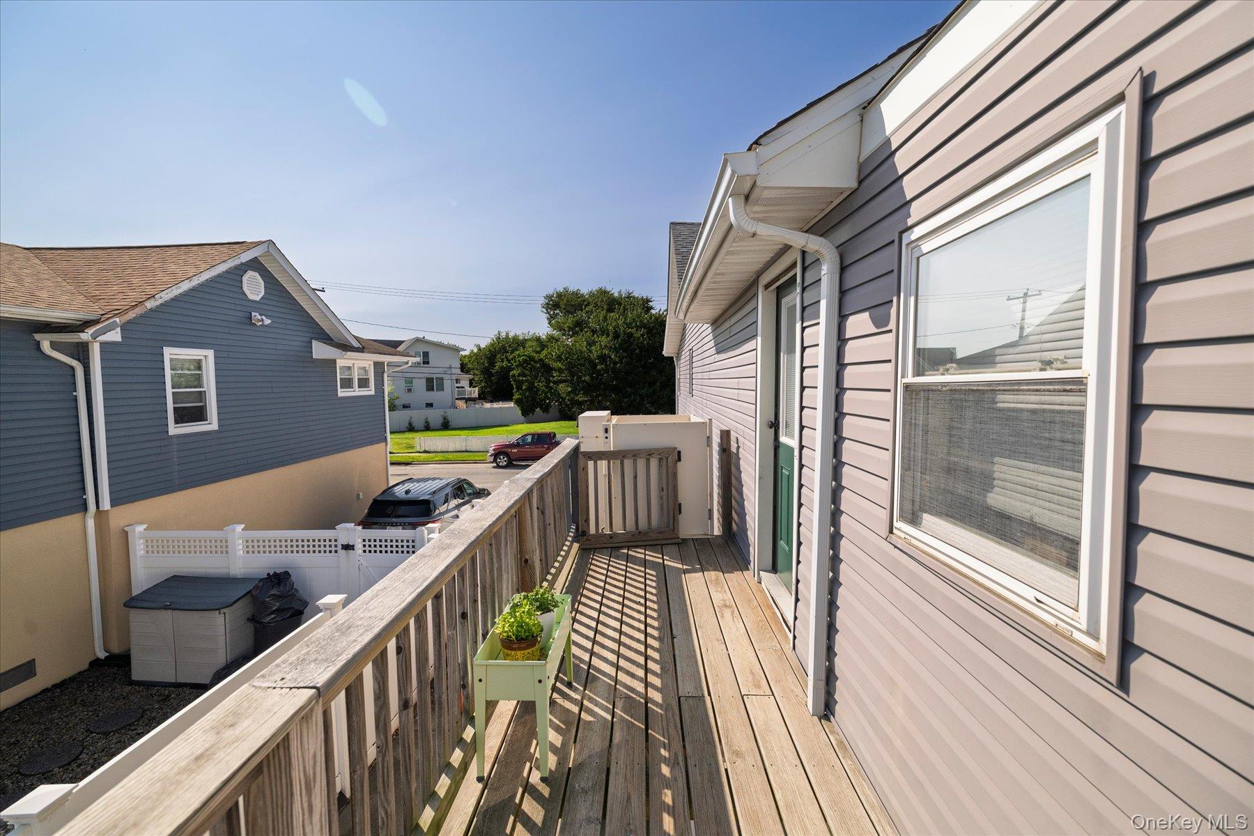 67 Radcliffe Road Island Park, NY 11558 - Photo 2 of 22 Gallery Image 2