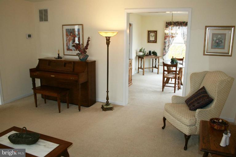 1424 Redfield Road Bel Air, MD 21015 - Photo 9 of 30 Living Room