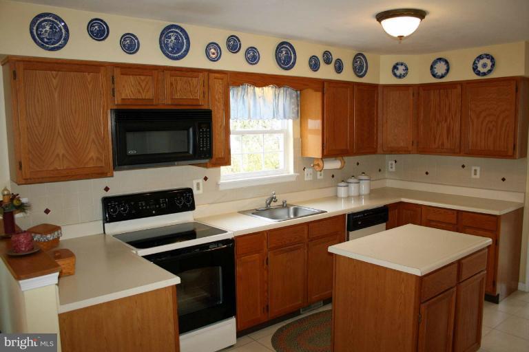 1424 Redfield Road Bel Air, MD 21015 - Photo 10 of 30 Kitchen
