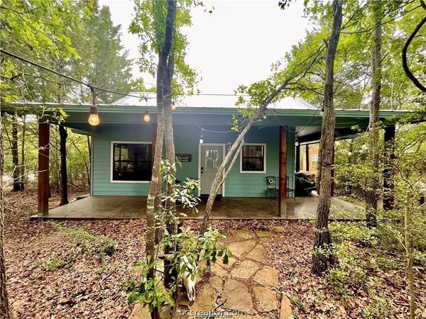 $1,850 | 11357 Oak Lake Road, Bryan, TX 77808