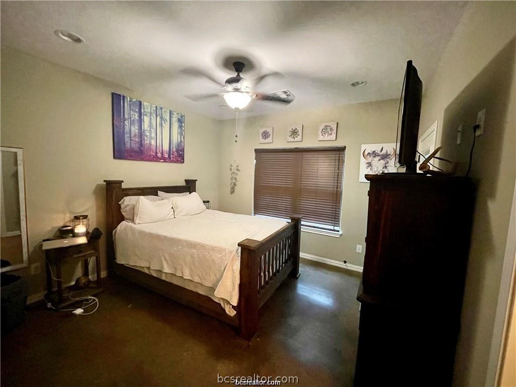 11357 Oak Lake Road Bryan, TX 77808 - Photo 9 of 14