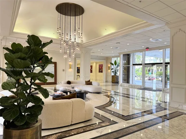 $829,000 | 5600 Collins Avenue, Unit 12E, Miami Beach, FL 33140