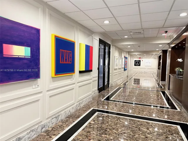 $829,000 | 5600 Collins Avenue, Unit 12E, Miami Beach, FL 33140