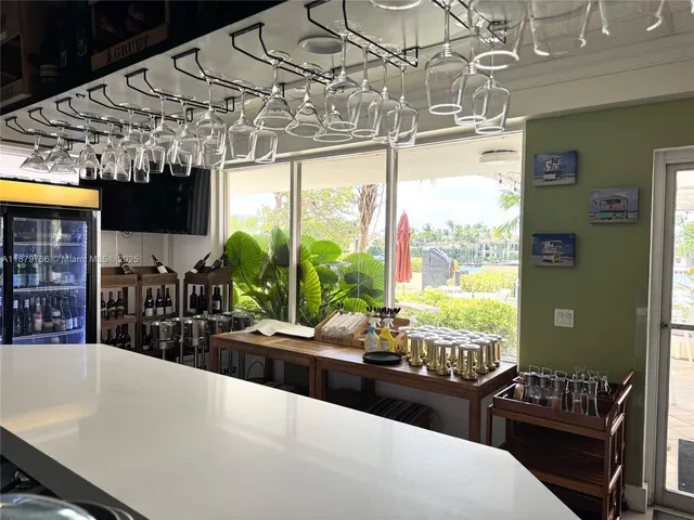 $829,000 | 5600 Collins Avenue, Unit 12E, Miami Beach, FL 33140