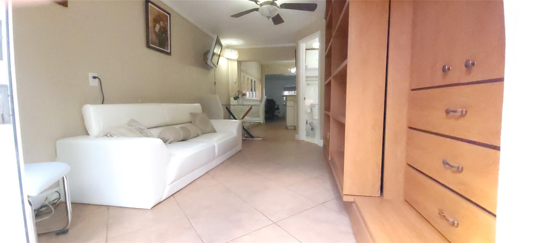 400 Sunset Drive Pompano Beach, FL 33062 - Photo 11 of 27 Photo 11