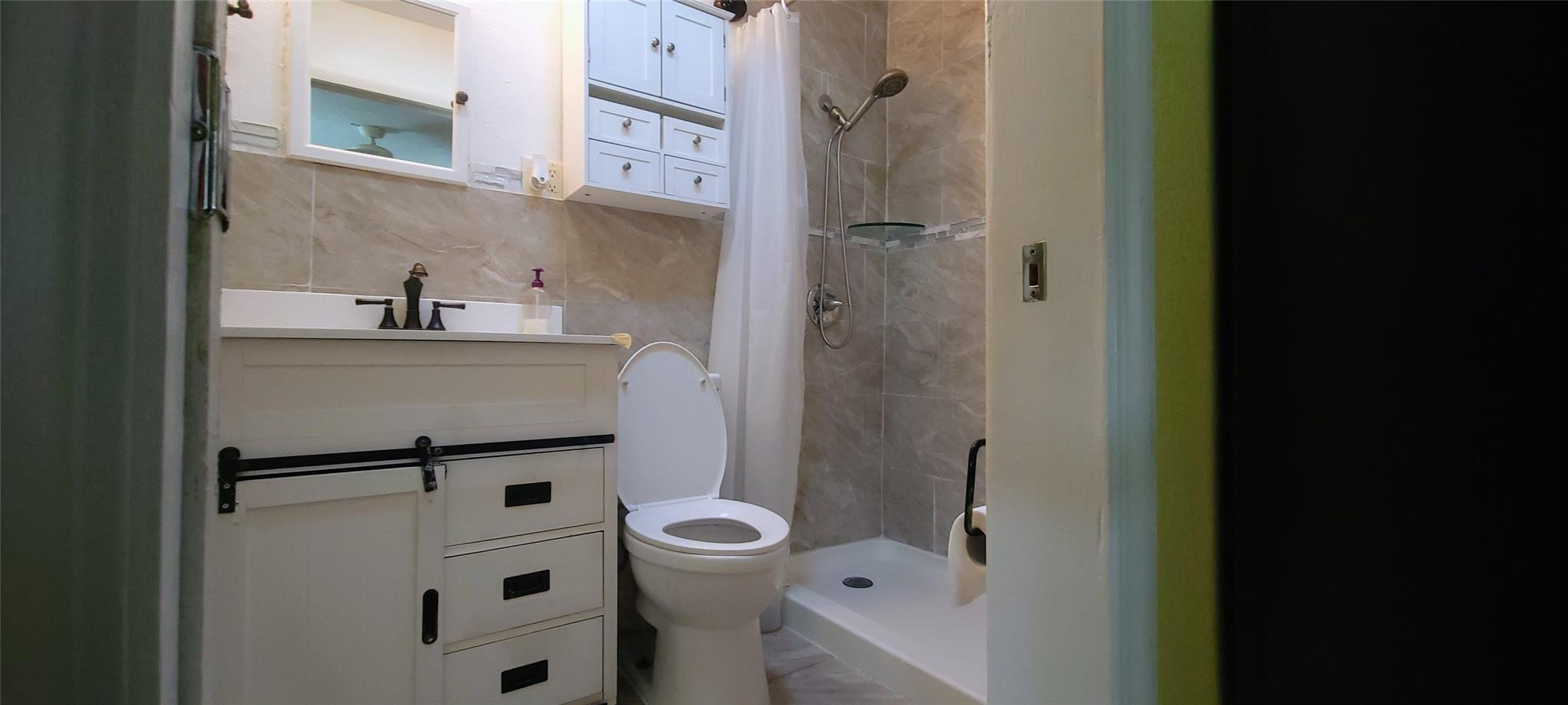 400 Sunset Drive Pompano Beach, FL 33062 - Photo 16 of 27 Photo 16