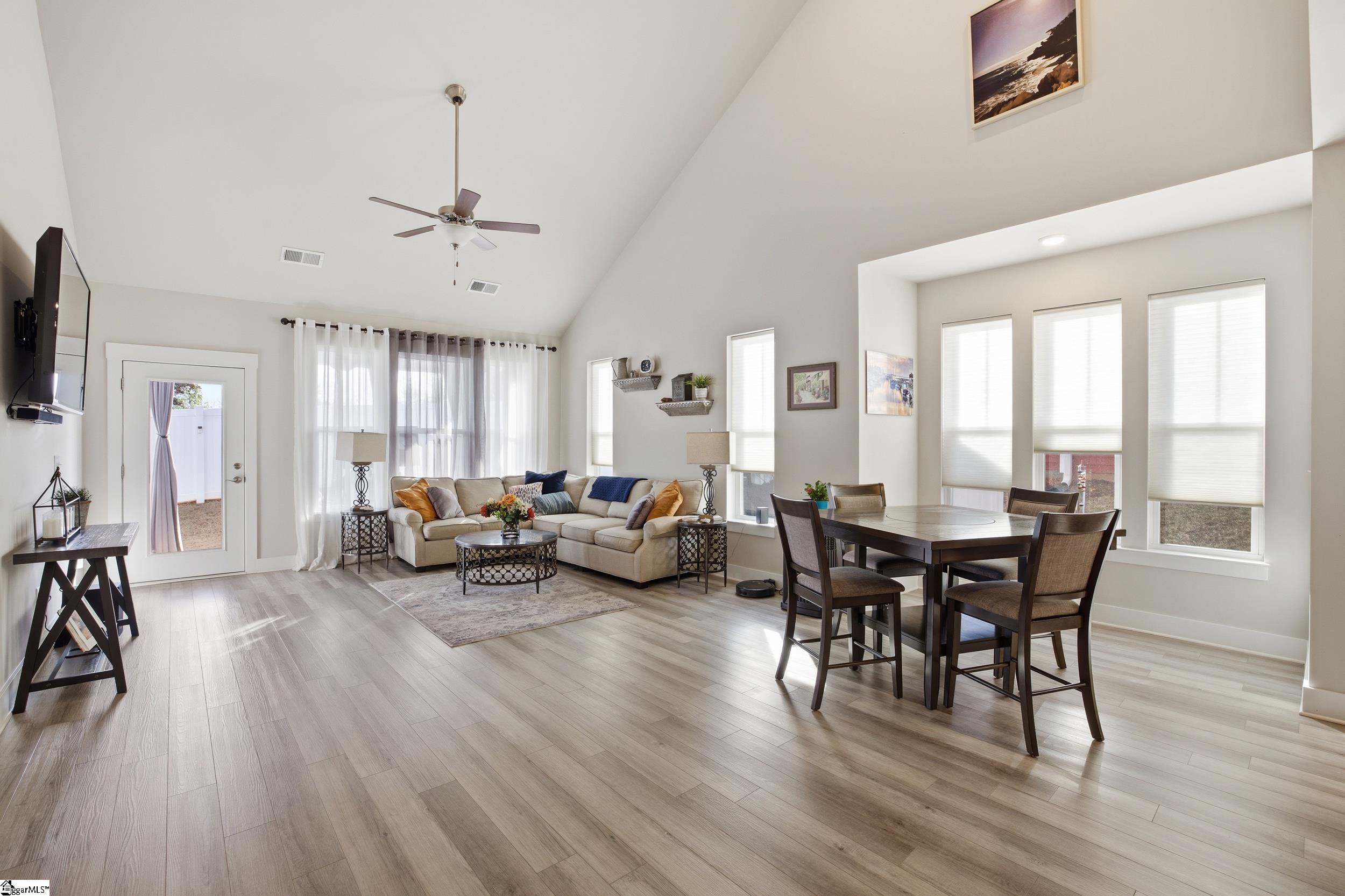 207 Rosecroft Drive Easley, SC 29642 - Photo 12 of 42