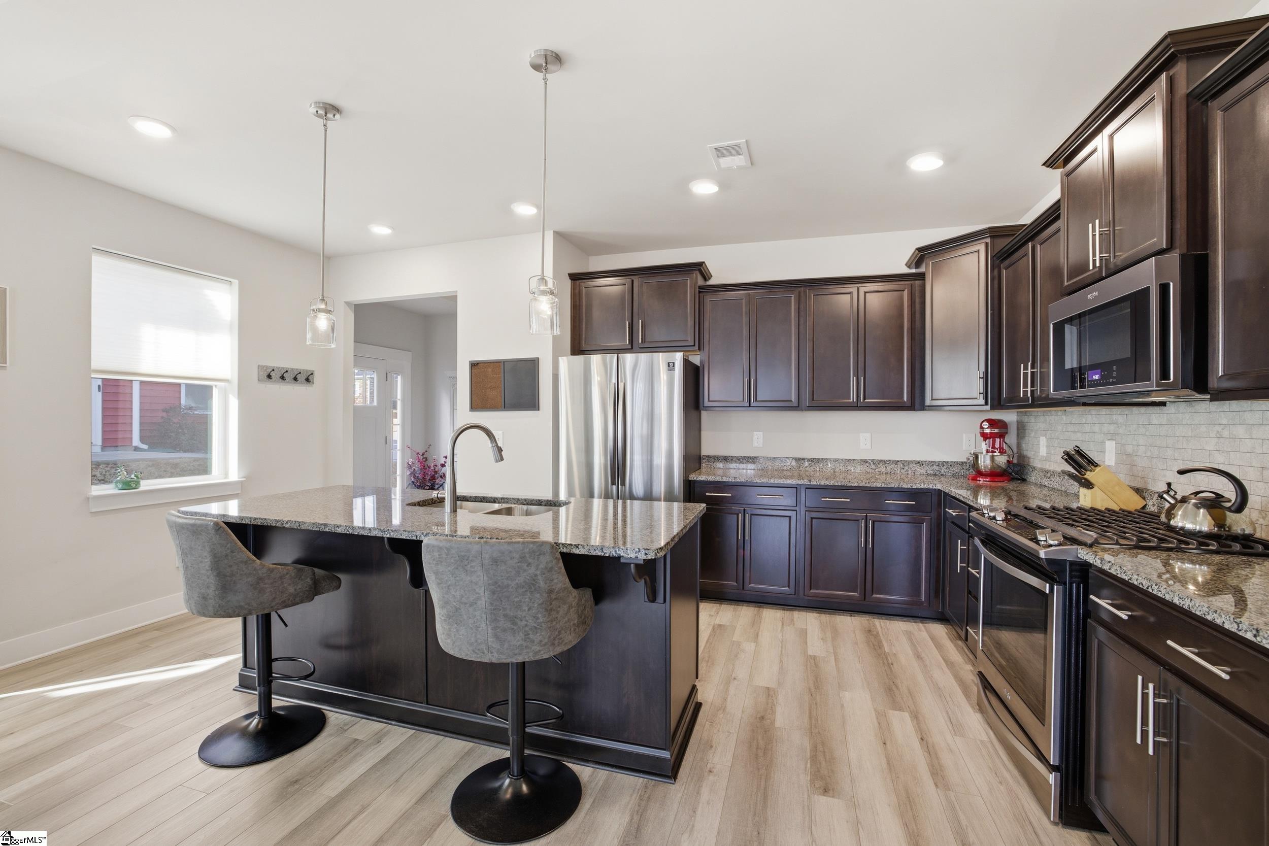 207 Rosecroft Drive Easley, SC 29642 - Photo 5 of 42