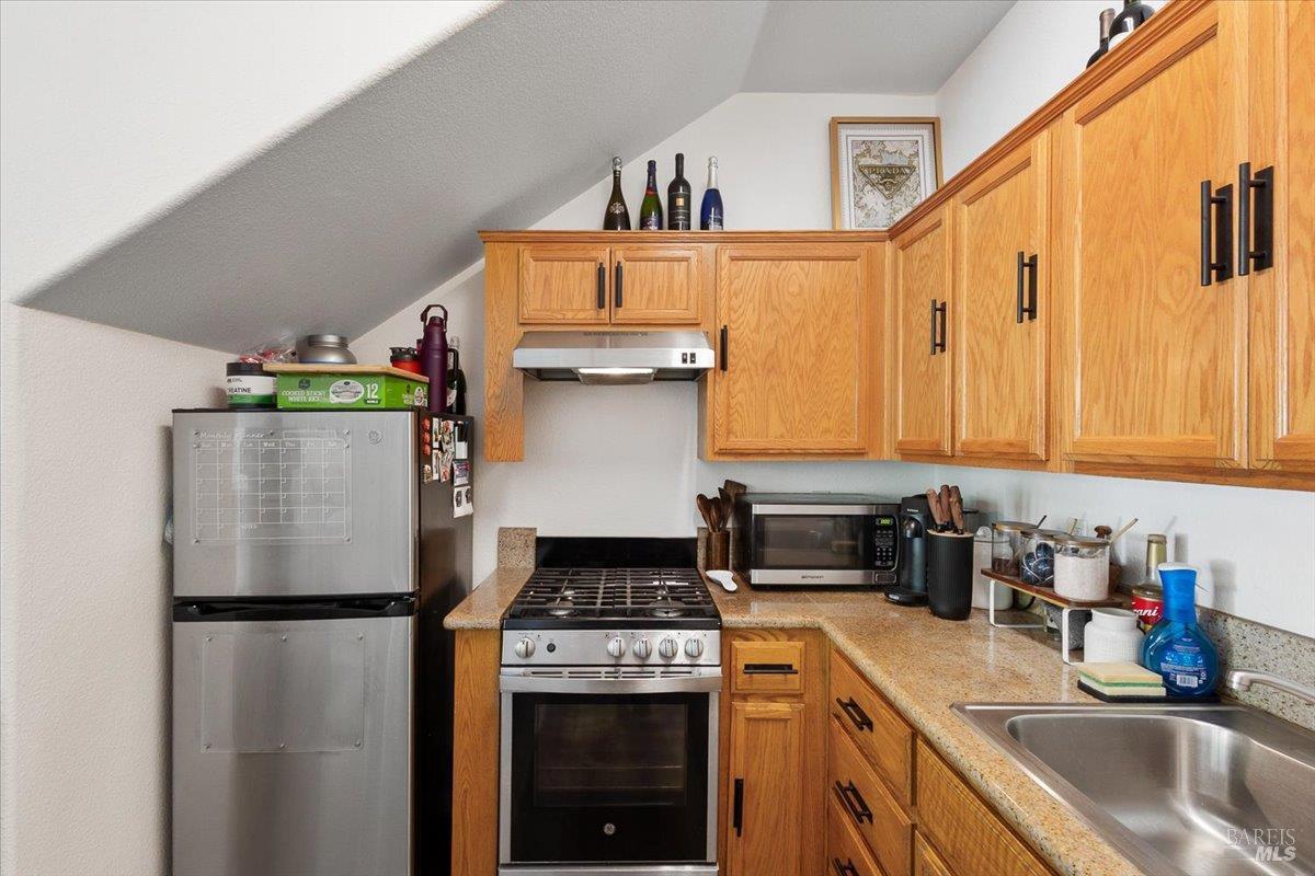 4013 Arthur Ashe Circle Santa Rosa, CA 95407 - Photo 15 of 50