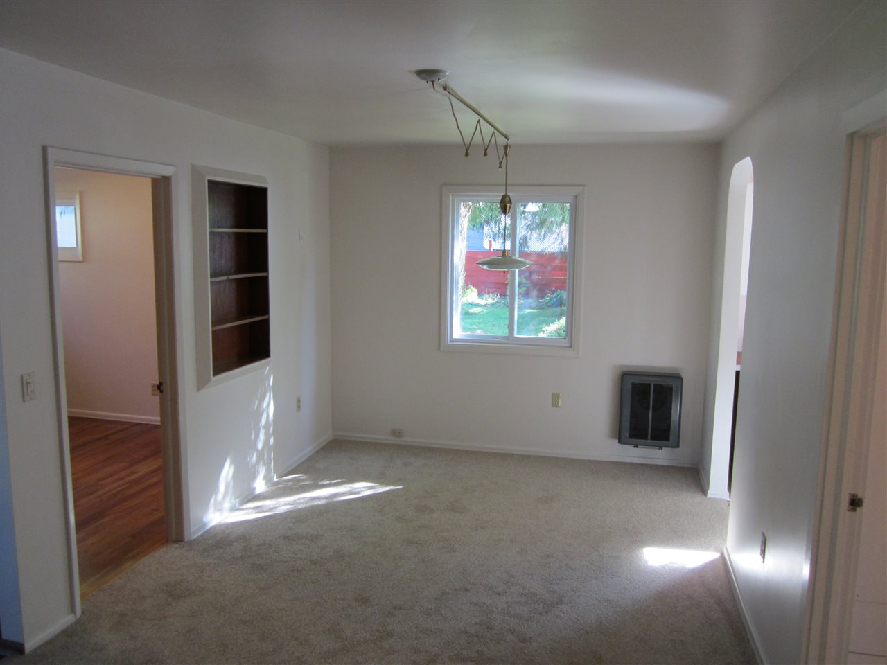 724 South Ray Street Spokane, WA 99202 - Photo 3 of 19 Gallery Image 3