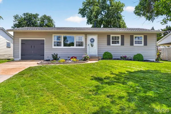 $285,000 | 11376 Revere Lane, St. Louis, MO 63128