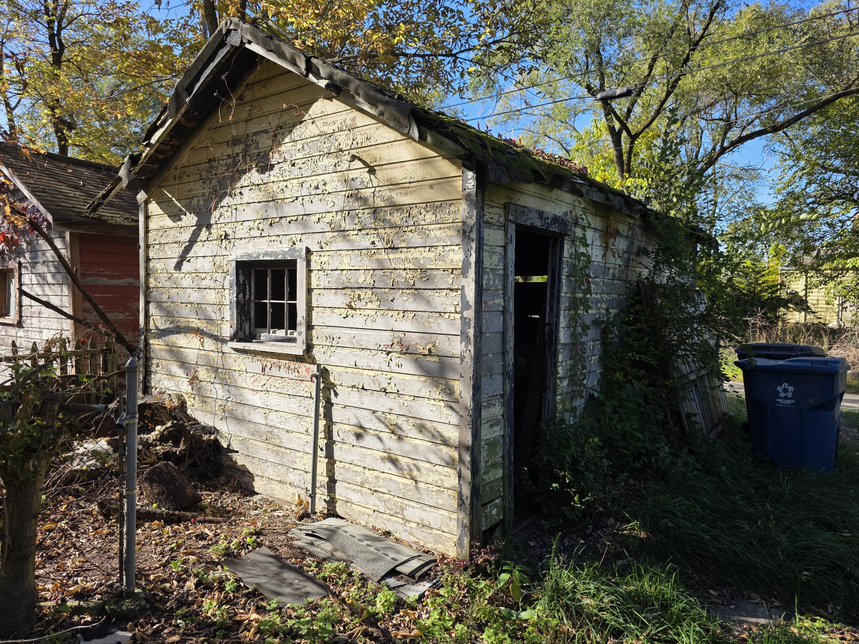 772 Ohio Street Gary, IN 46402 - Photo 21 of 22 a view of front door of house
