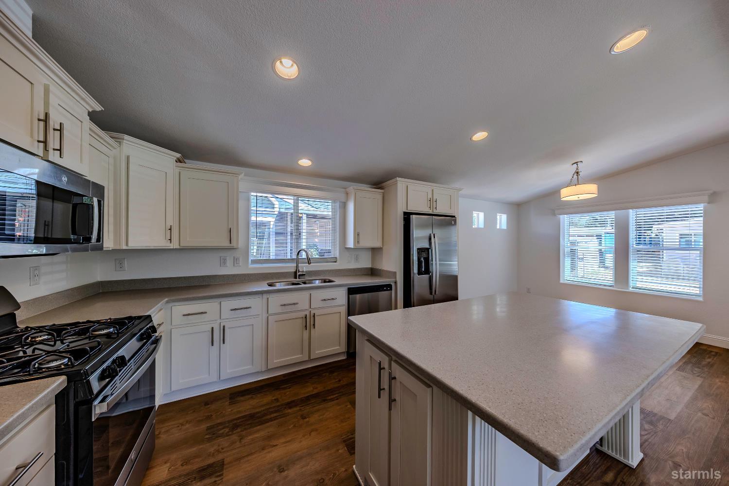 1080 Julie Lane, Unit 79 South Lake Tahoe, CA 96150 - Photo 13 of 32