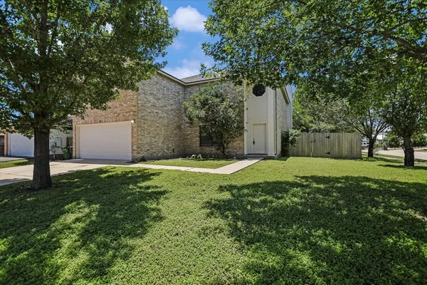 $2,300 | 1201 Pike Path, Round Rock, TX 78665