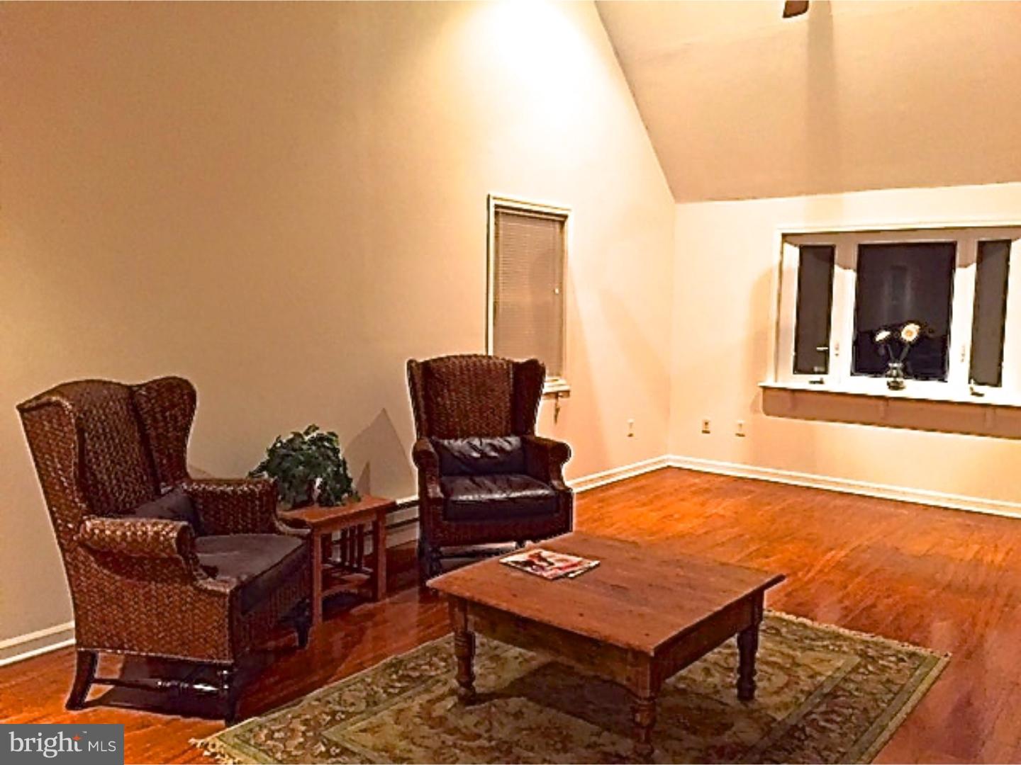3815 Crest Road Drexel Hill, PA 19026 - Photo 4 of 15 Gallery Image 4
