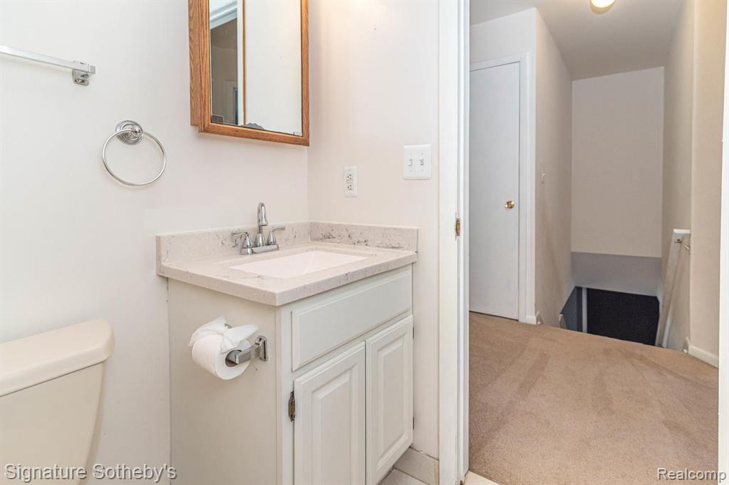 35917 West 14 Mile Road Farmington Hills, MI 48331 - Photo 36 of 57