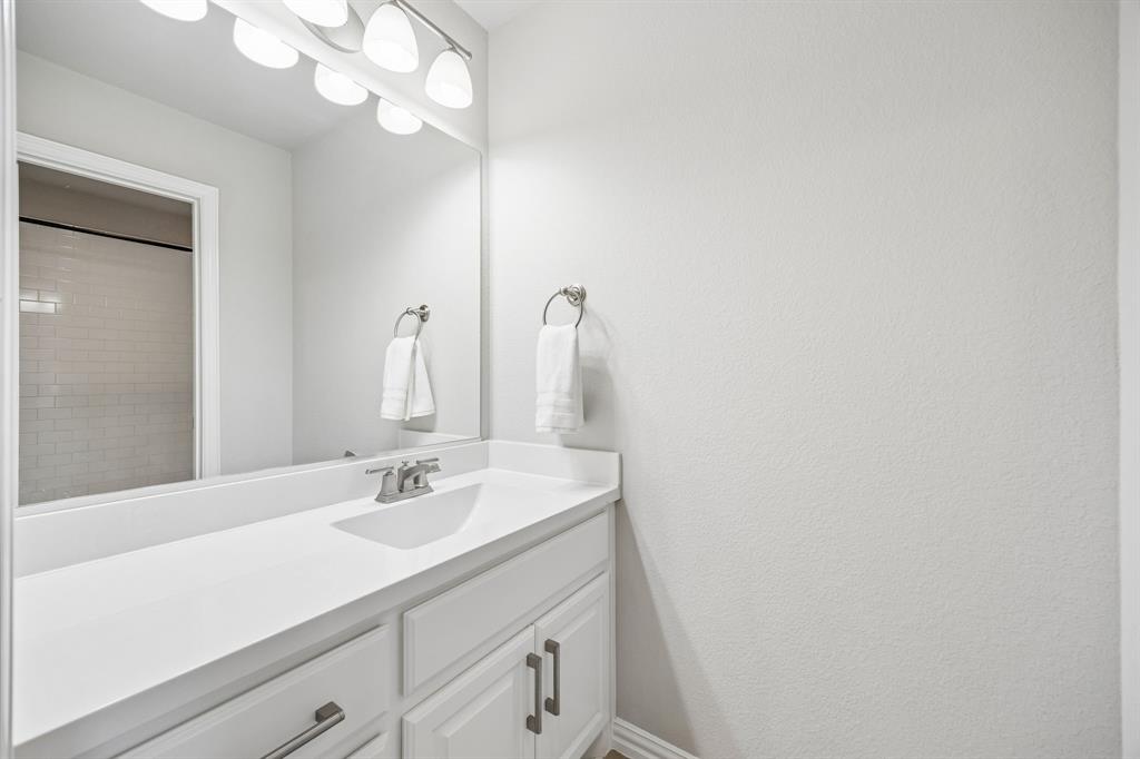 1104 Highpoint Way Roanoke, TX 76262 - Photo 25 of 39