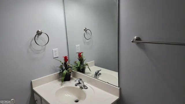 $575,000 | 12123 Edgewater Drive, Hampton, GA 30228