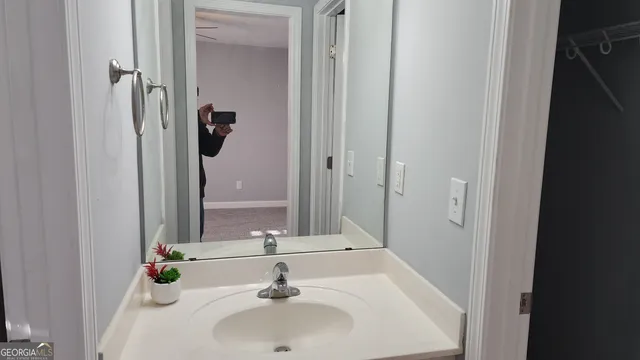 $575,000 | 12123 Edgewater Drive, Hampton, GA 30228