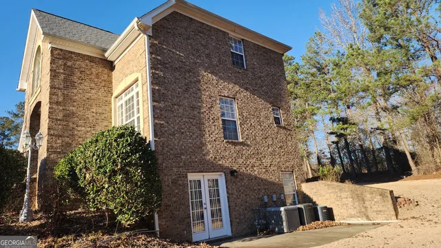 $575,000 | 12123 Edgewater Drive, Hampton, GA 30228