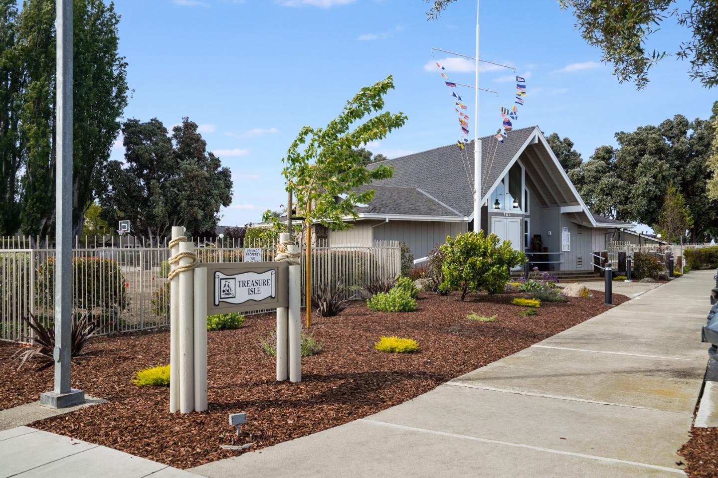 713 Comet Drive Foster City, CA 94404 - Photo 26 of 26 a front view of a house with garden