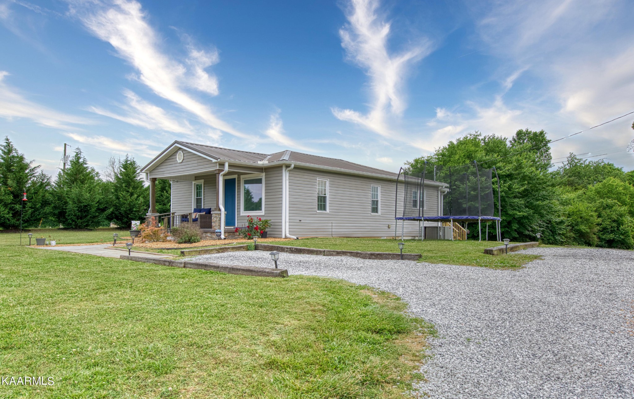 10194 Vonore Road Loudon, TN 37774 - Photo 1 of 34 Gallery Image 1