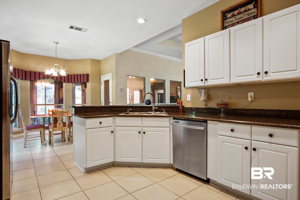 9715 Potomac Ridge Drive Mobile, AL 36695 - Photo 10 of 37