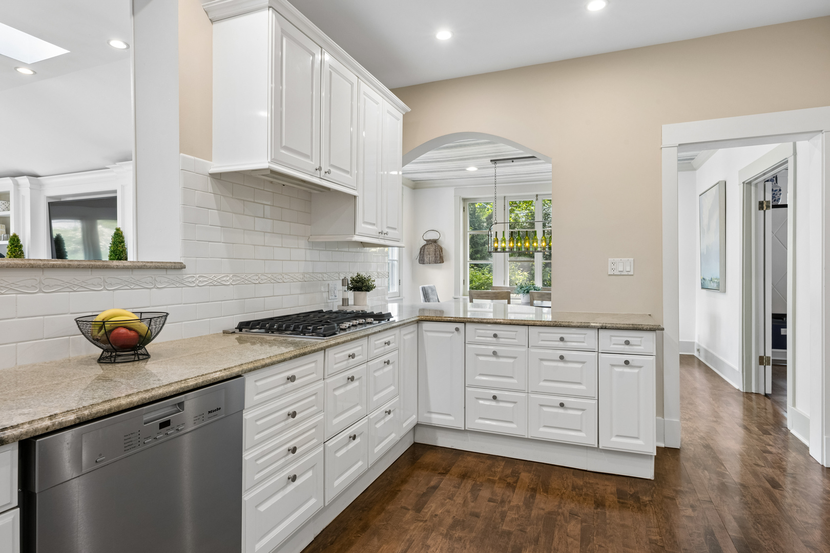 757 Locust Street Winnetka, IL 60093 - Photo 7 of 34