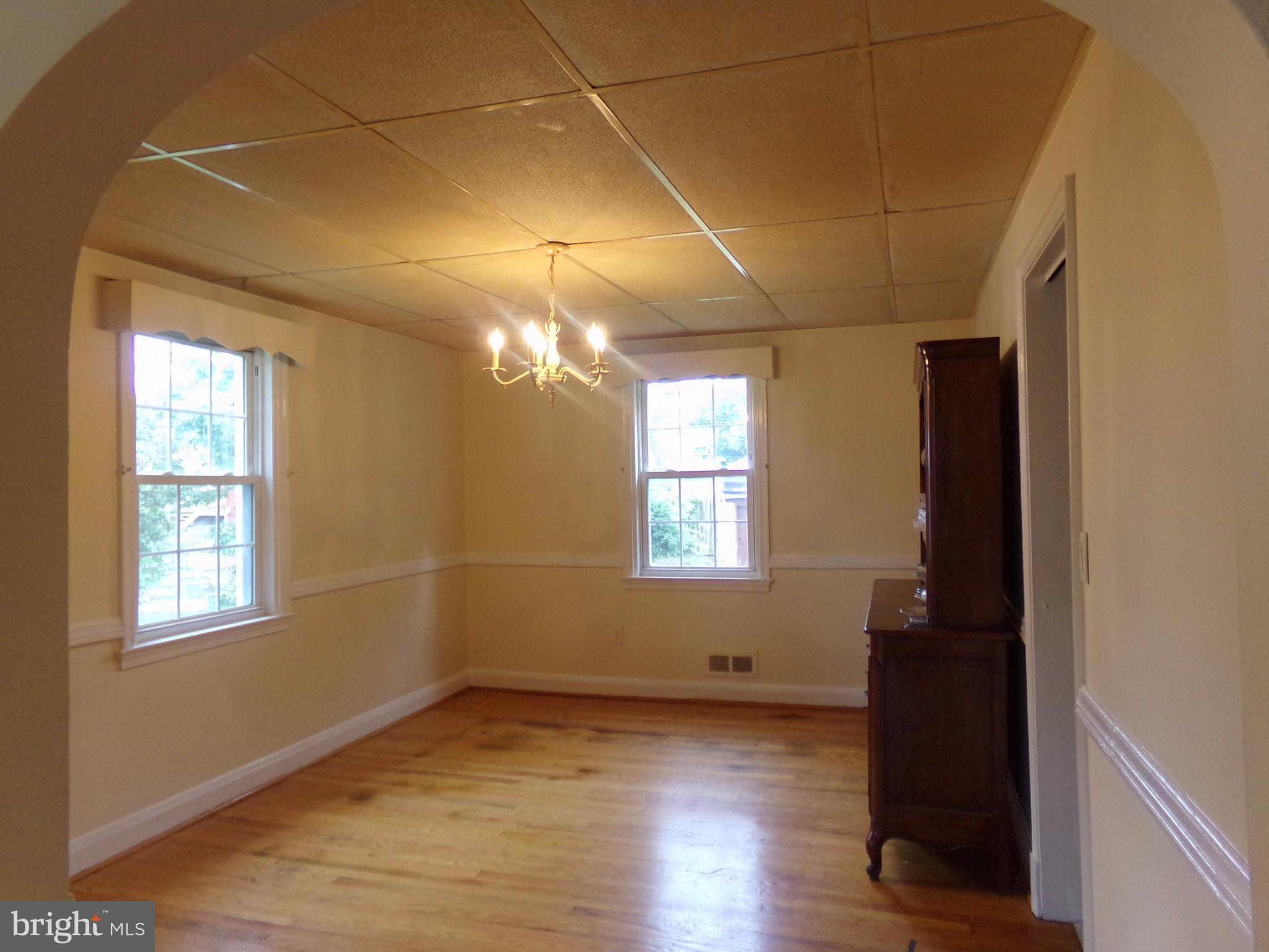 2013 Crestview Road Baltimore, MD 21239 - Photo 8 of 10 Dining Room
