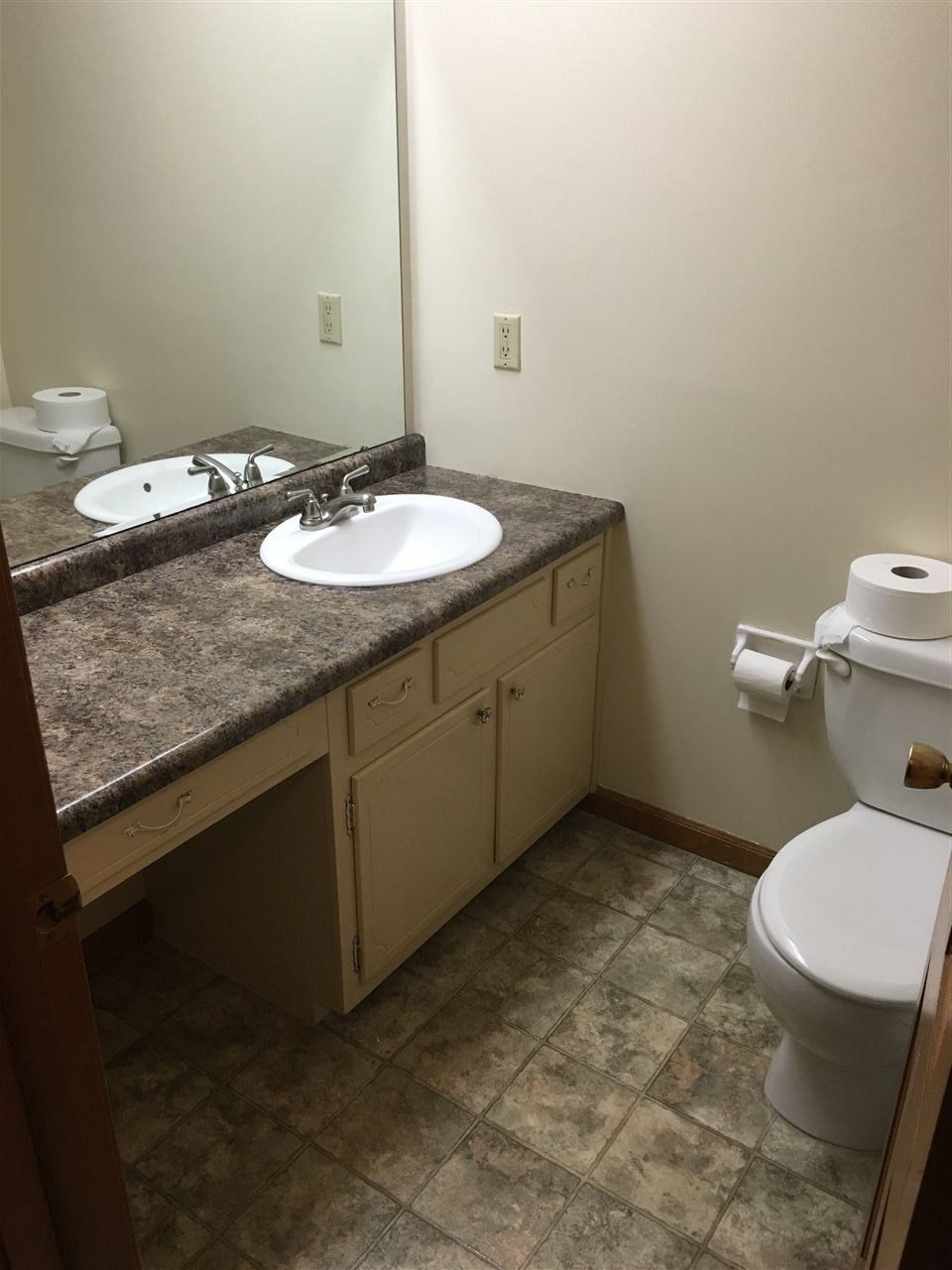11531 Marion Center Road Hoagland, IN 46745 - Photo 5 of 25 Gallery Image 5