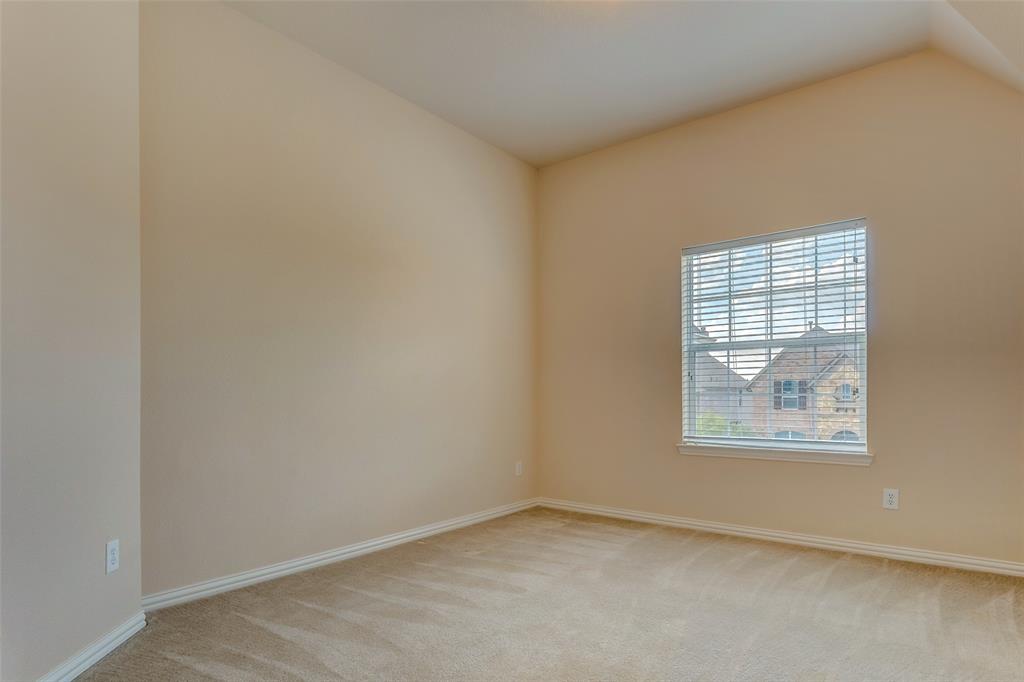 1180 Ranch Gate Lane Frisco, TX 75036 - Photo 26 of 40 an empty room with windows