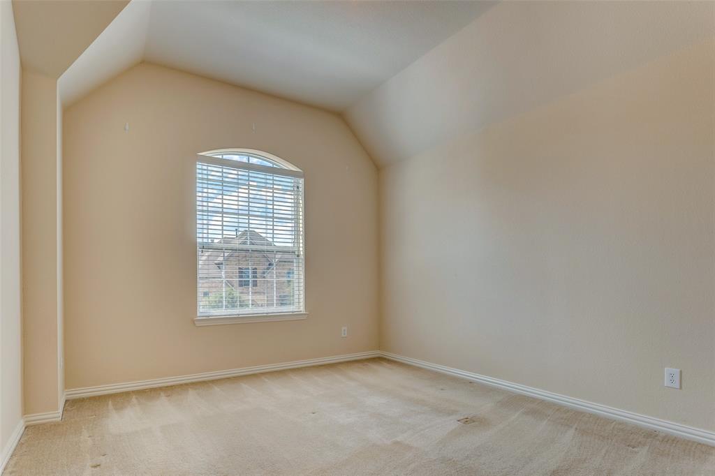 1180 Ranch Gate Lane Frisco, TX 75036 - Photo 28 of 40 an empty room with windows