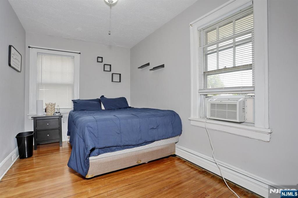 21 Haring Street Bergenfield, NJ 07621 - Photo 19 of 37