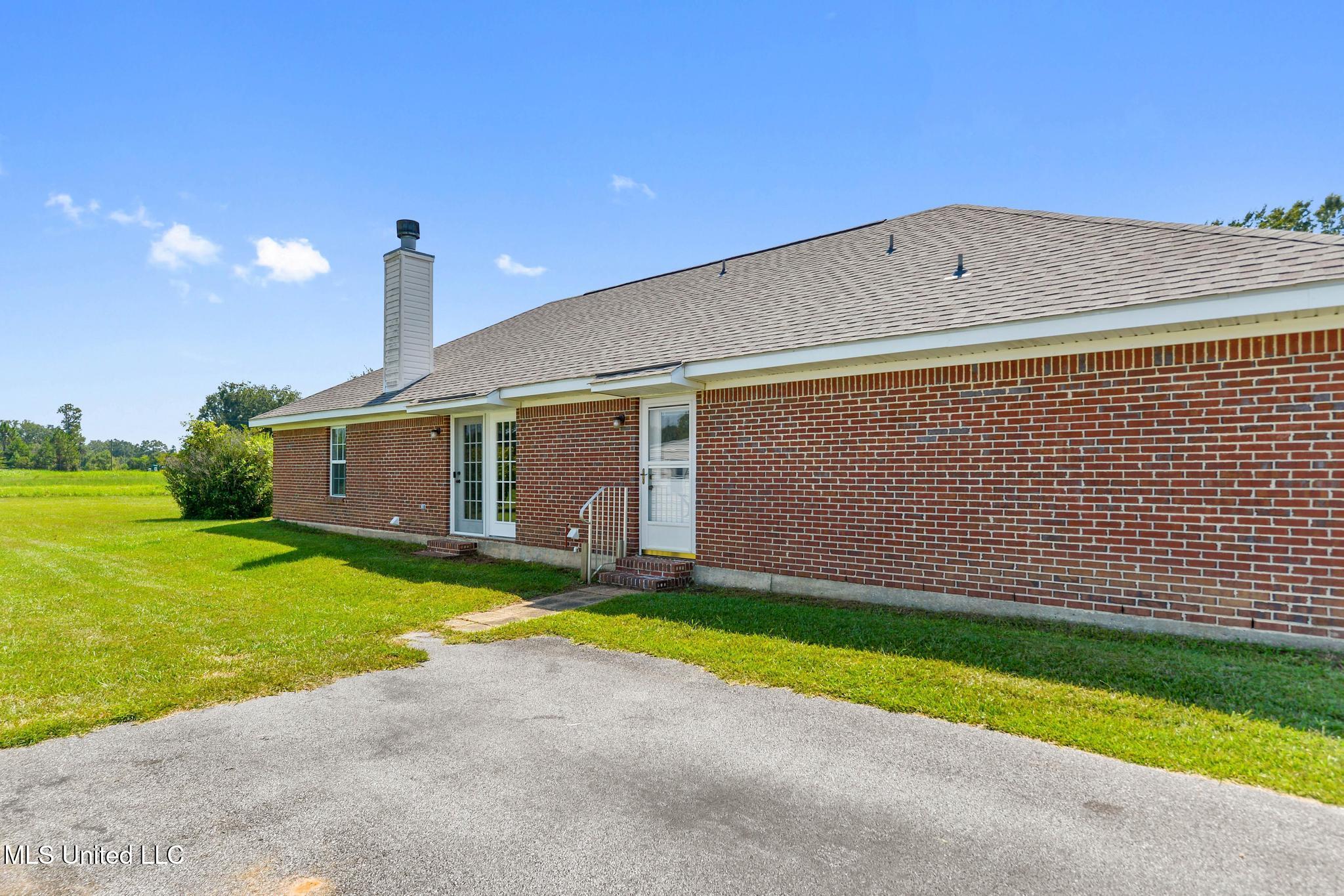 6201 Lum Reeves Road Lucedale, MS 39452 - Photo 23 of 24 023