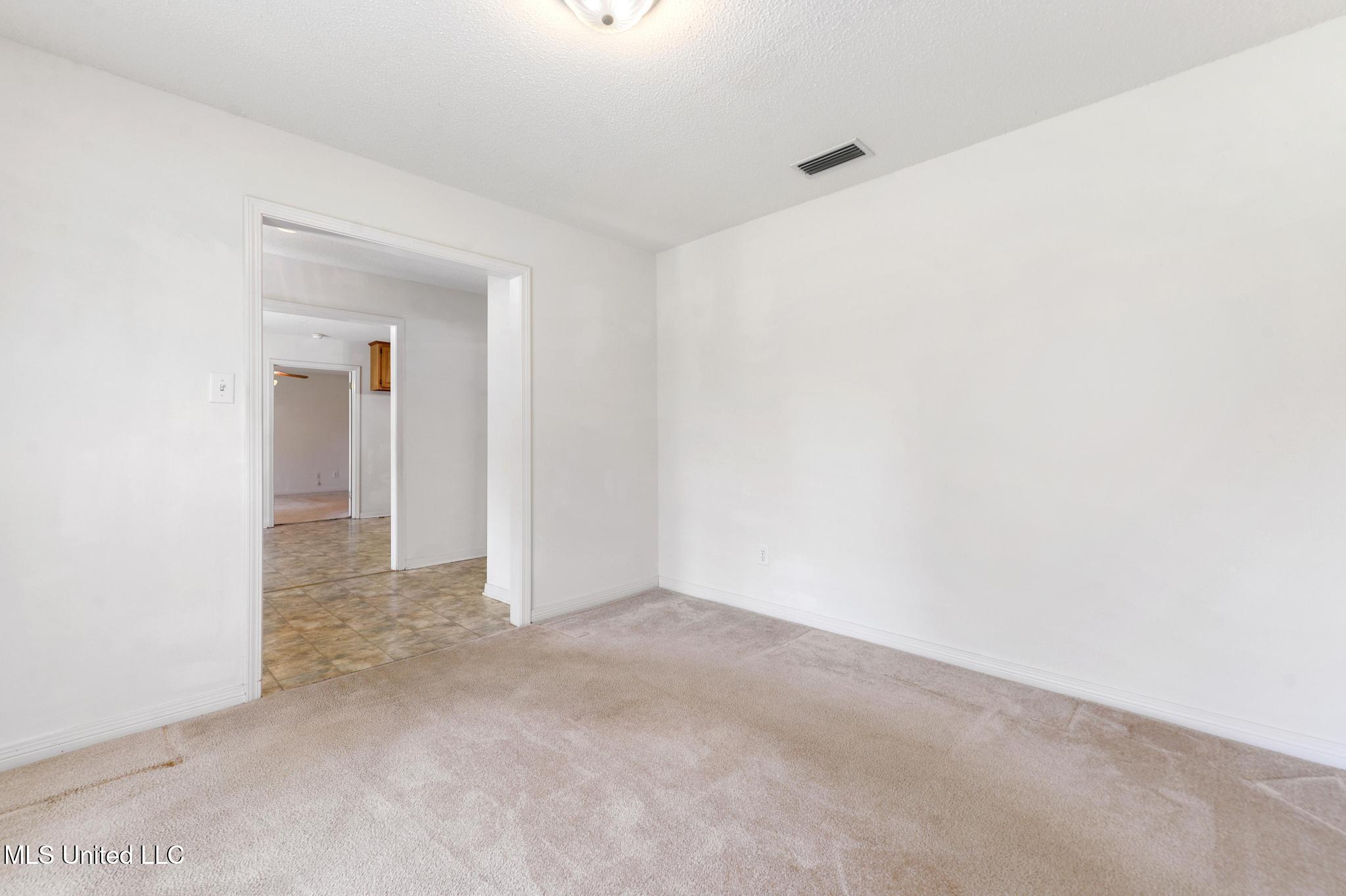 6201 Lum Reeves Road Lucedale, MS 39452 - Photo 8 of 24 008