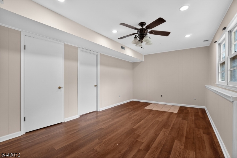 21 Ash Road Edison, NJ 08817 - Photo 27 of 35 Gallery Image 27