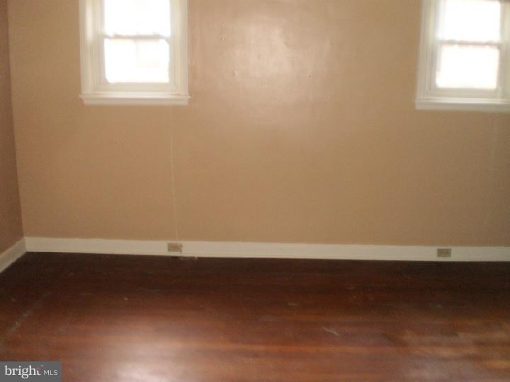 1616 Fayette Avenue Reading, PA 19607 - Photo 5 of 12