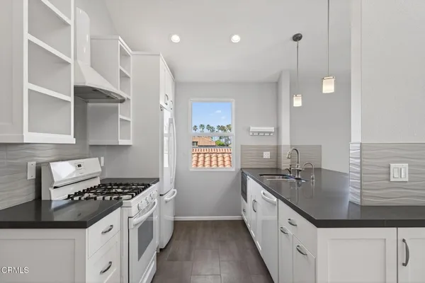 $974,888 | 2277 Martinique Lane, Oxnard, CA 93035
