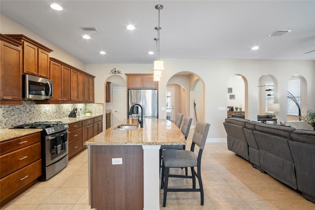 389 Silver Maple Road Groveland, FL 34736 - Photo 11 of 66