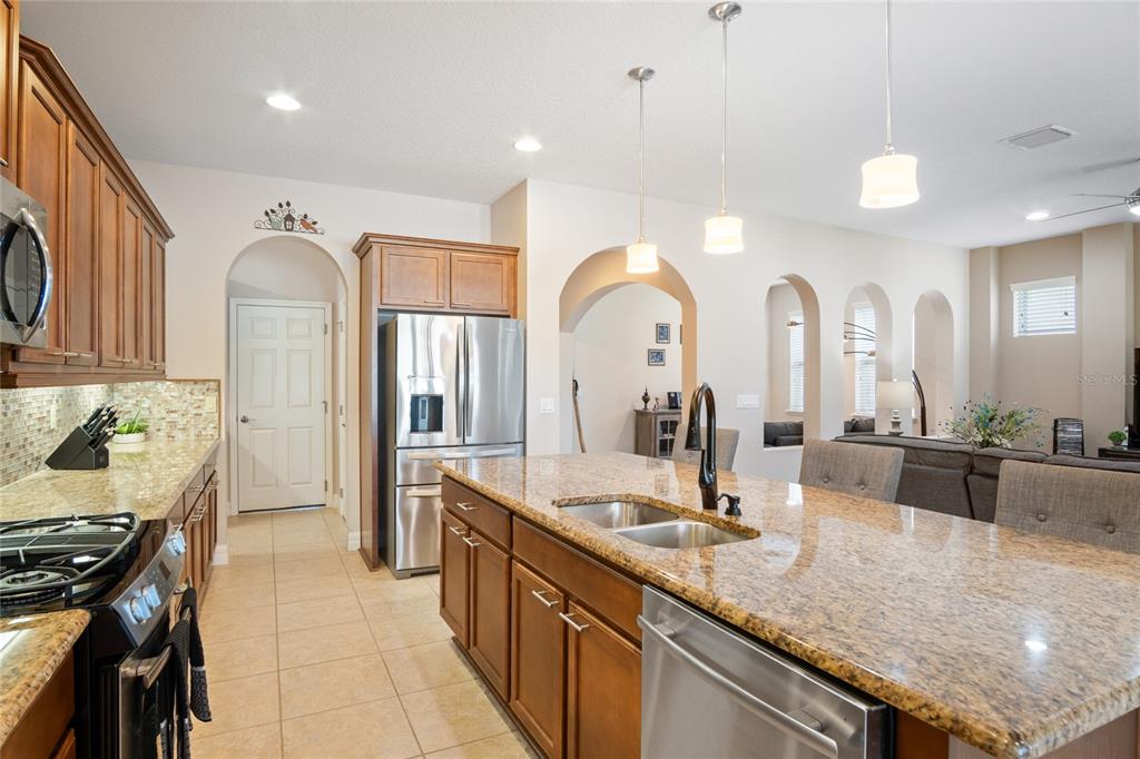 389 Silver Maple Road Groveland, FL 34736 - Photo 14 of 66