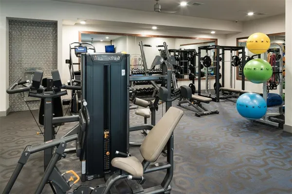 $4,332 | 5613 Belmont Avenue, Unit 238, Dallas, TX 75206