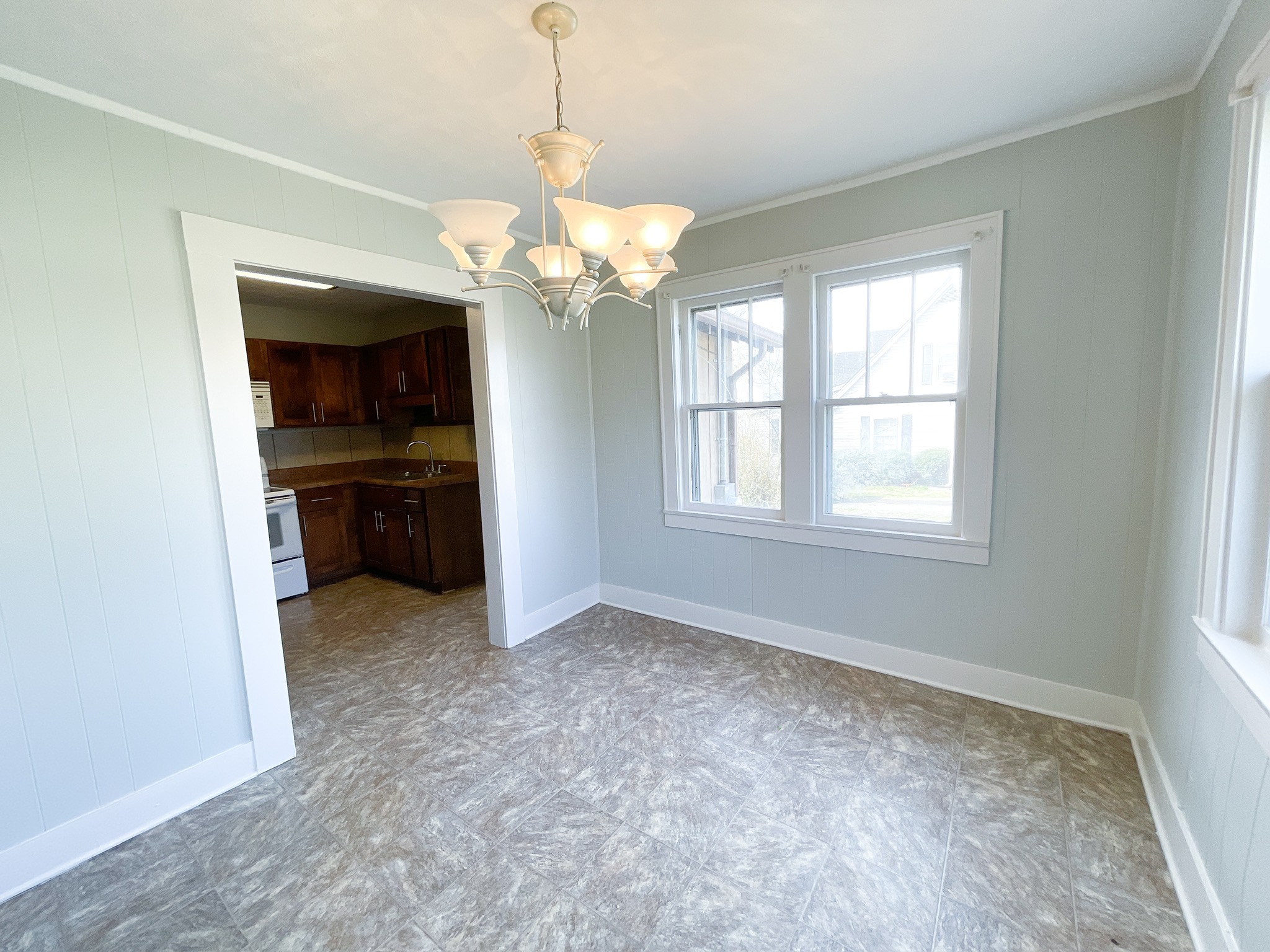 127 Cole's Ferry Road Gallatin, TN 37066 - Photo 5 of 20 Gallery Image 5