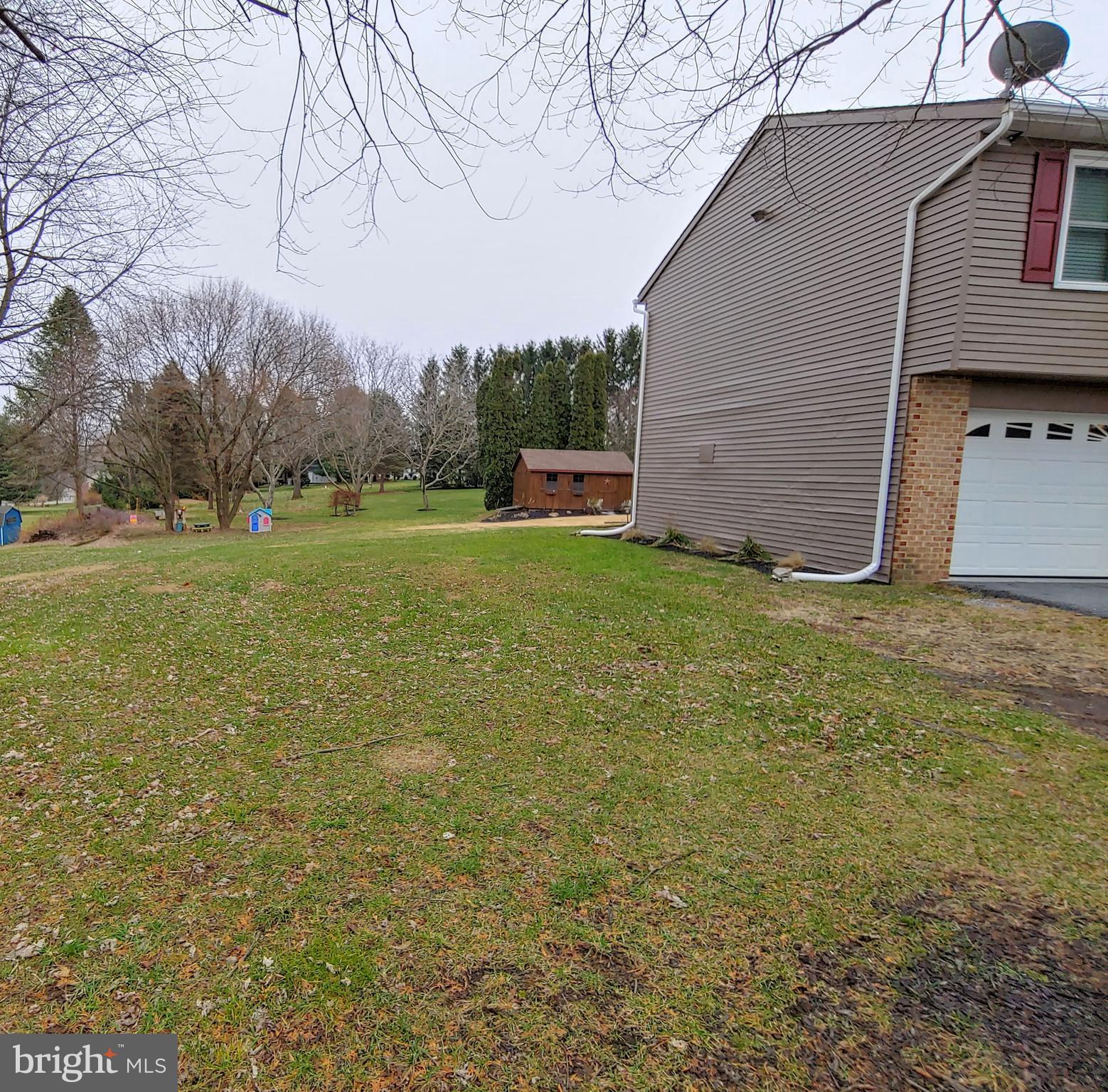 1033 Brunnerville Road Lititz, PA 17543 - Photo 5 of 17