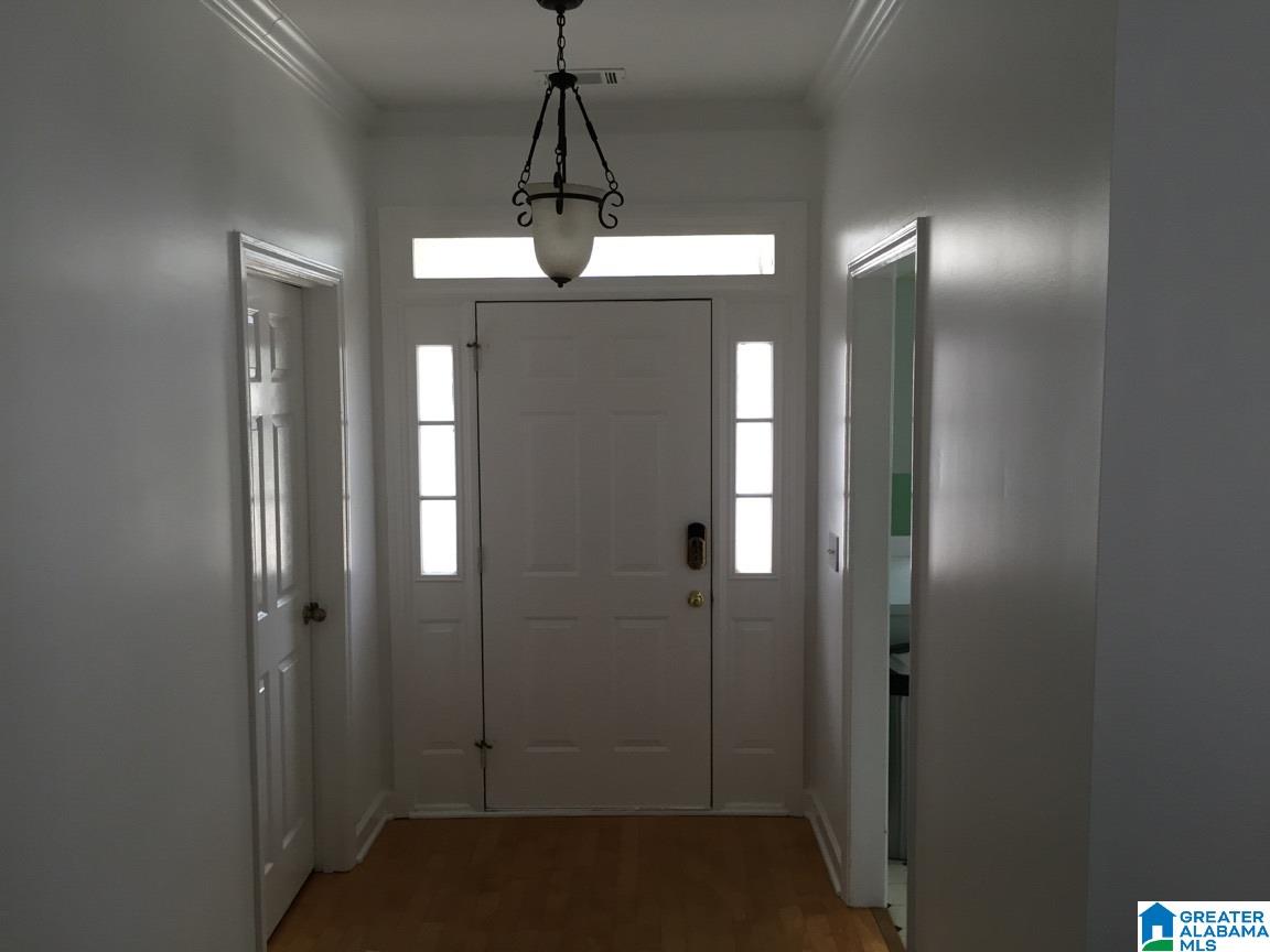 160 Paradise Lake Road Birmingham, AL 35244 - Photo 2 of 16