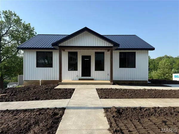 $340,000 | 707 Hayward Street, Hannibal, MO 63401